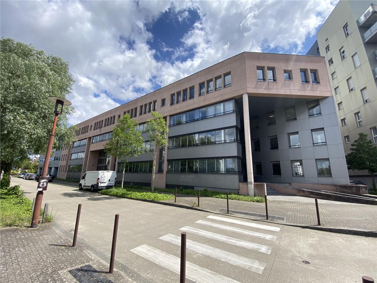 CBRE NANTES vous propose une surface de bureau  à