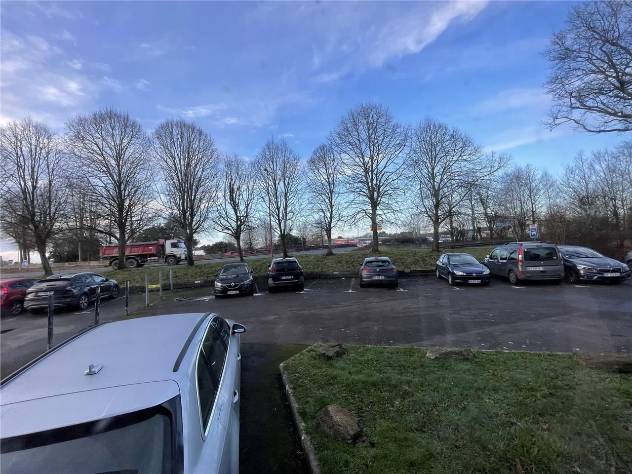 A LOUER / A vendre. CBRE NANTES vous propose une 