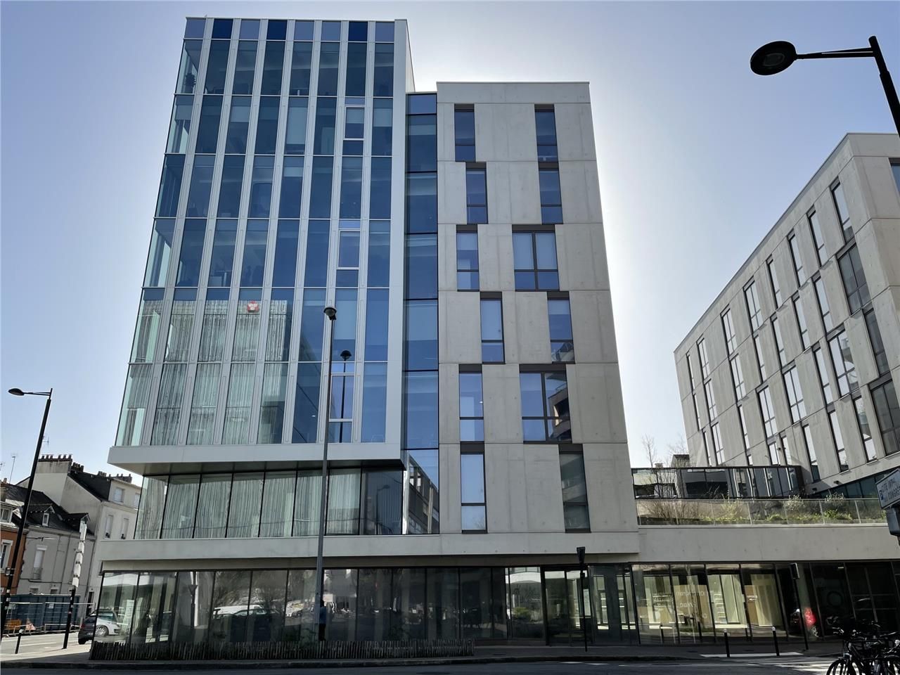 CBRE vous propose à la location un local commerci