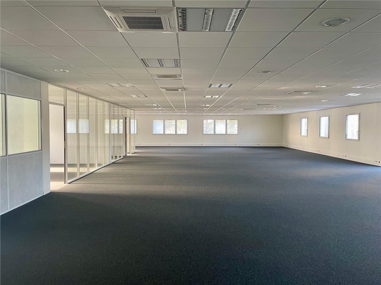 Saint Herblain, aux portes du périphérique, CBRE 