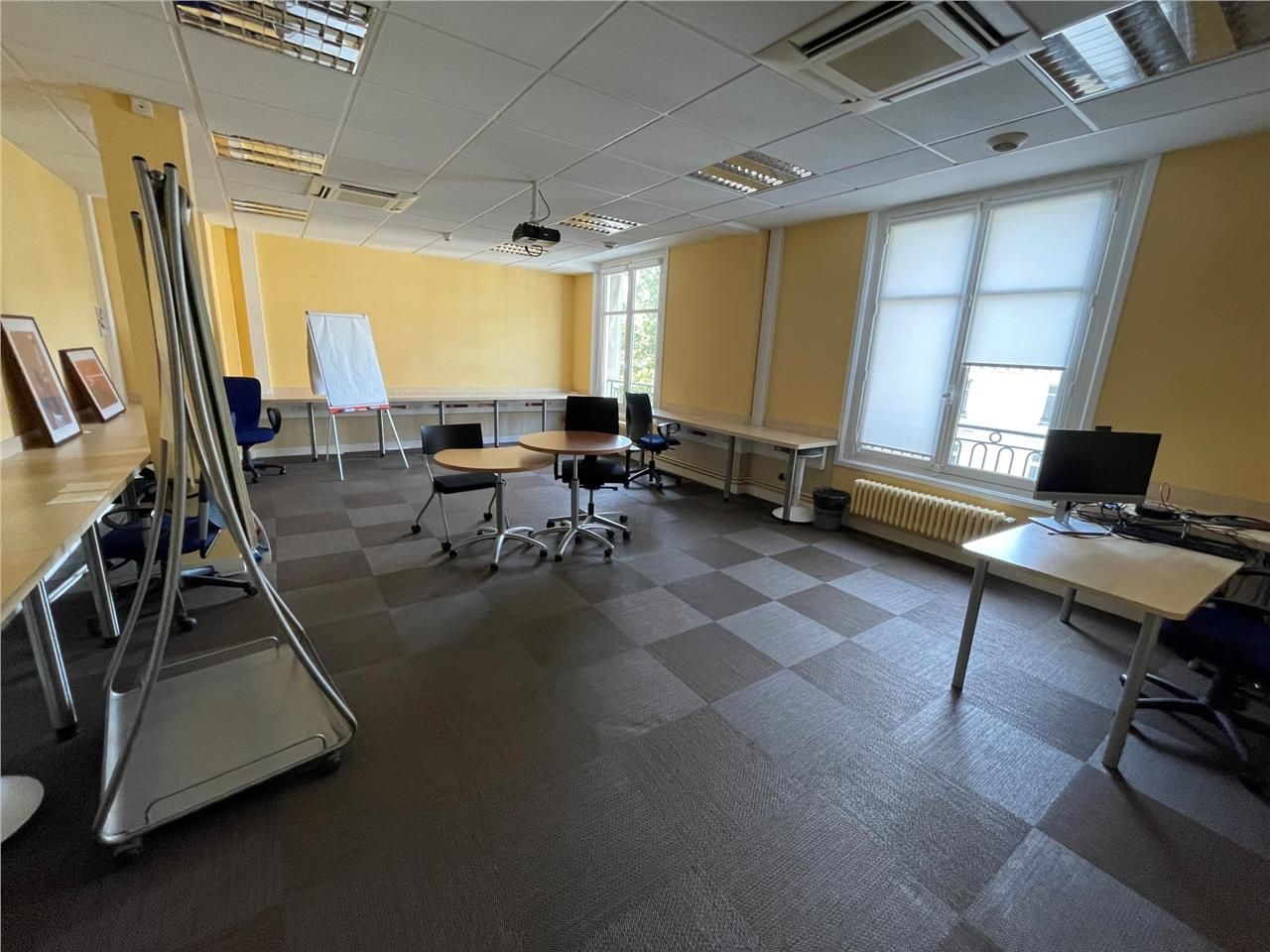 CBRE vous propose un plateau de bureau de 346 m² 