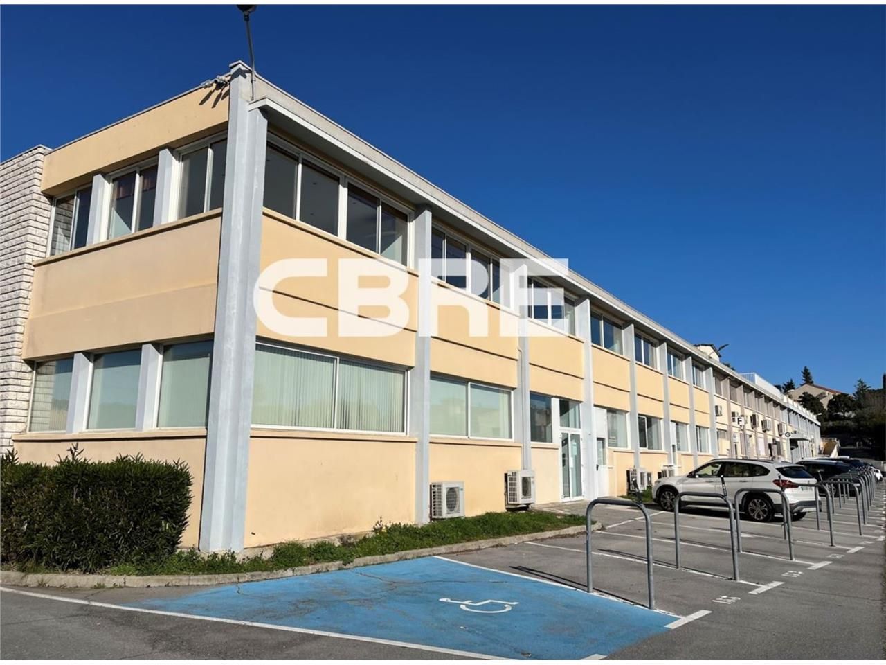 BIOT (06410) - CBRE vous propose à la location ce
