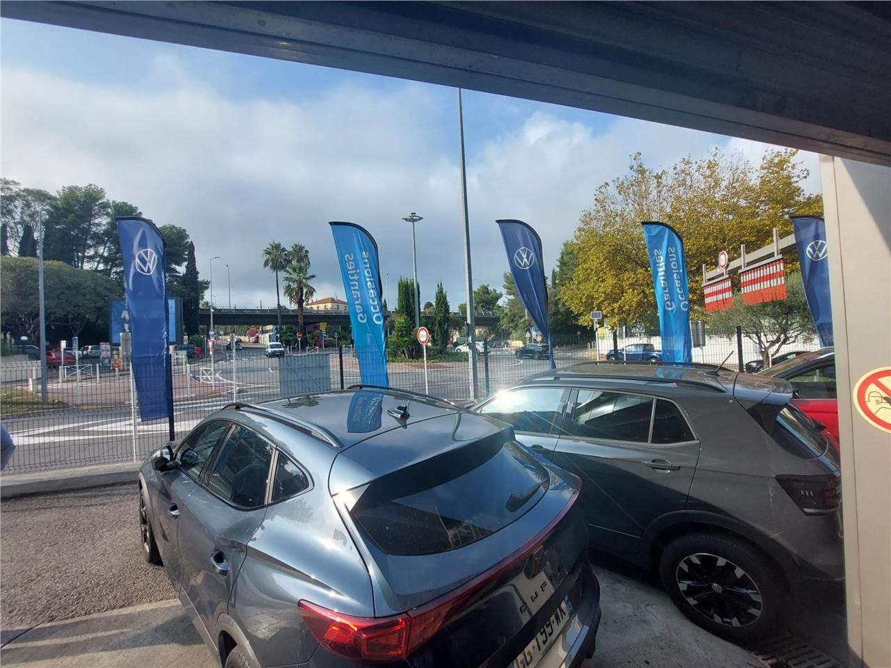 Situés à Antibes (06600), à proximité immédiate d