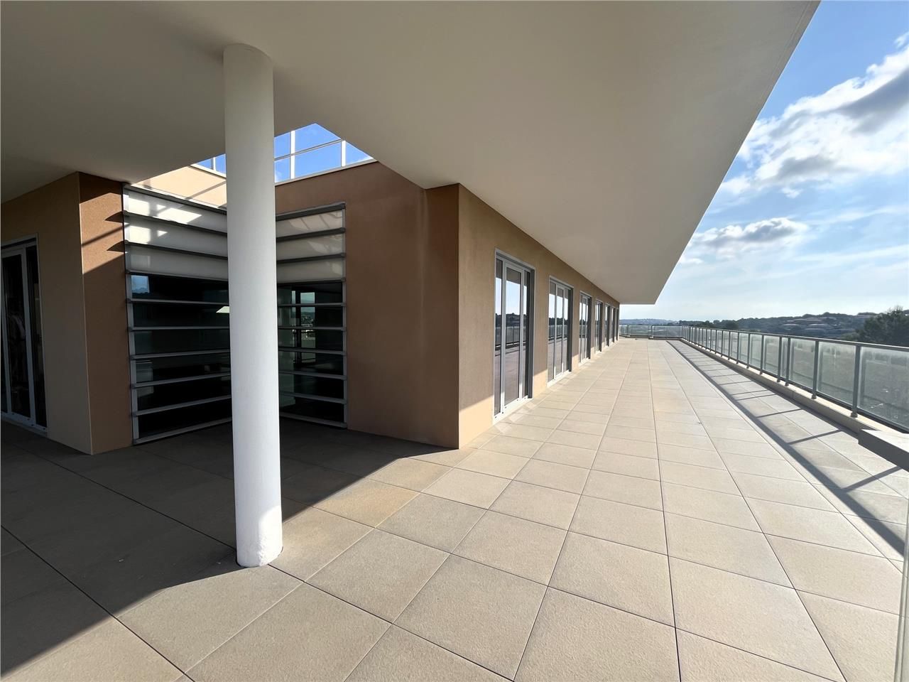 Au coeur de Sophia Antipolis (06410), CBRE vous p