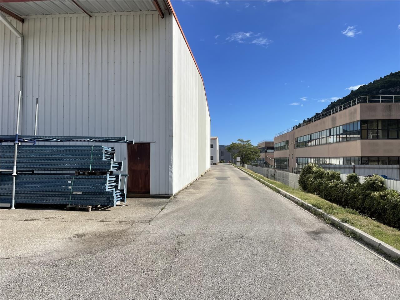 CARROS (06510) - CBRE vous présente une opportuni