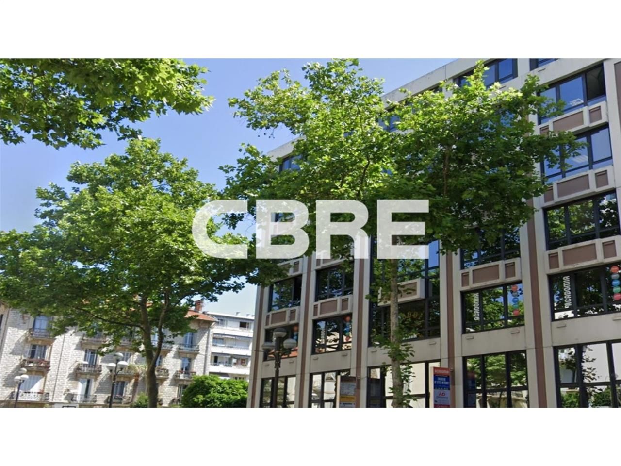 CBRE vous propose à la location ce plateau de bur