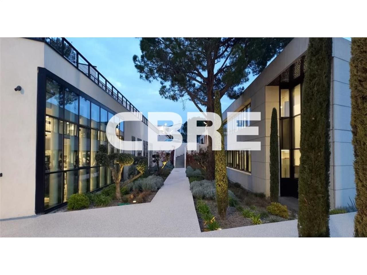 Au coeur de la technopole de Sophia Antipolis (06