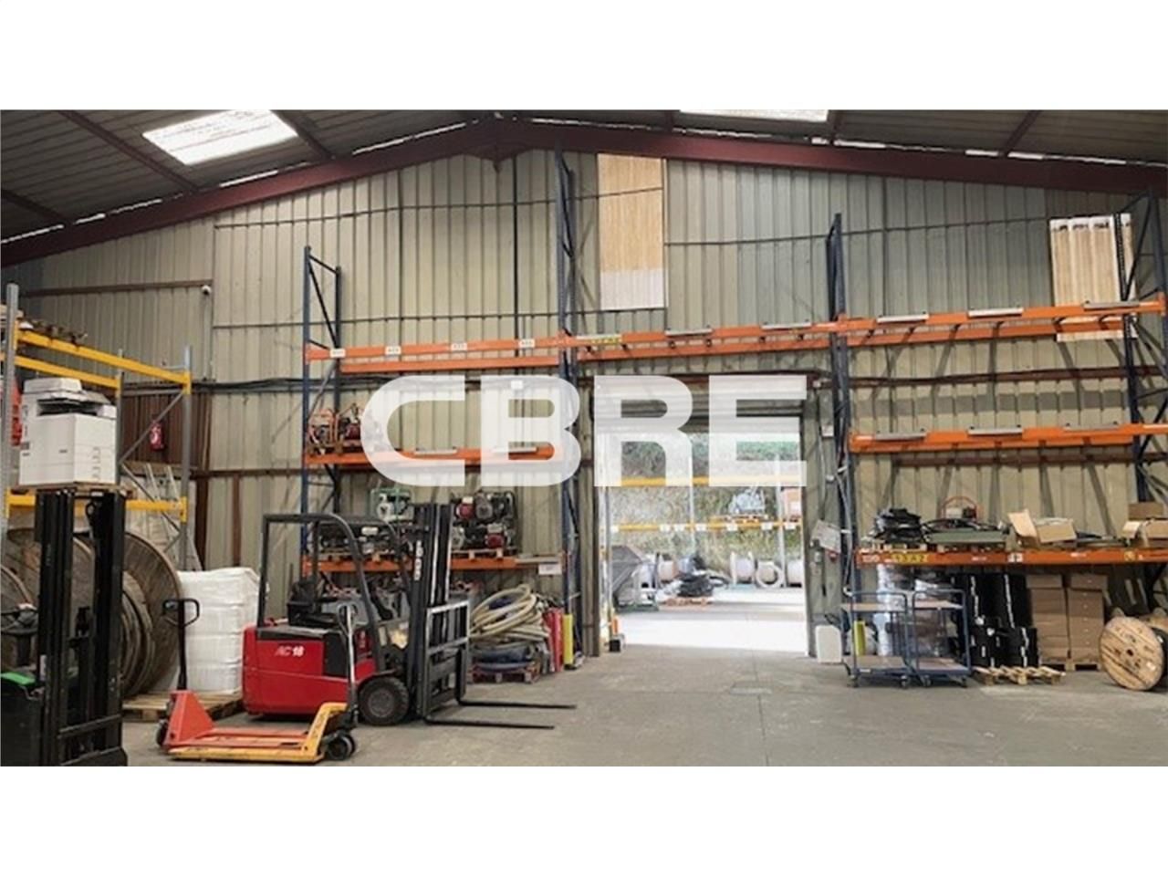 CARROS (06510) - CBRE vous propose à la location 