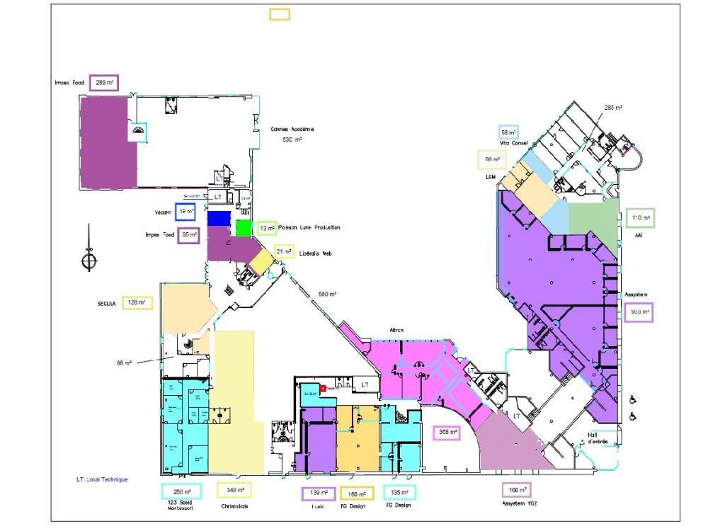 Situés dans un quartier dynamique et facilement a