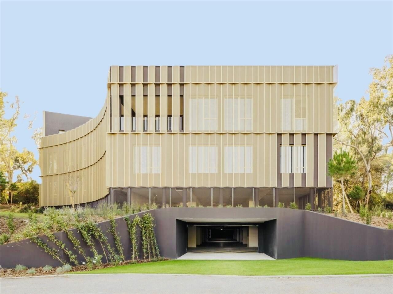 Sophia Antipolis (06560) venez découvrir ces bure