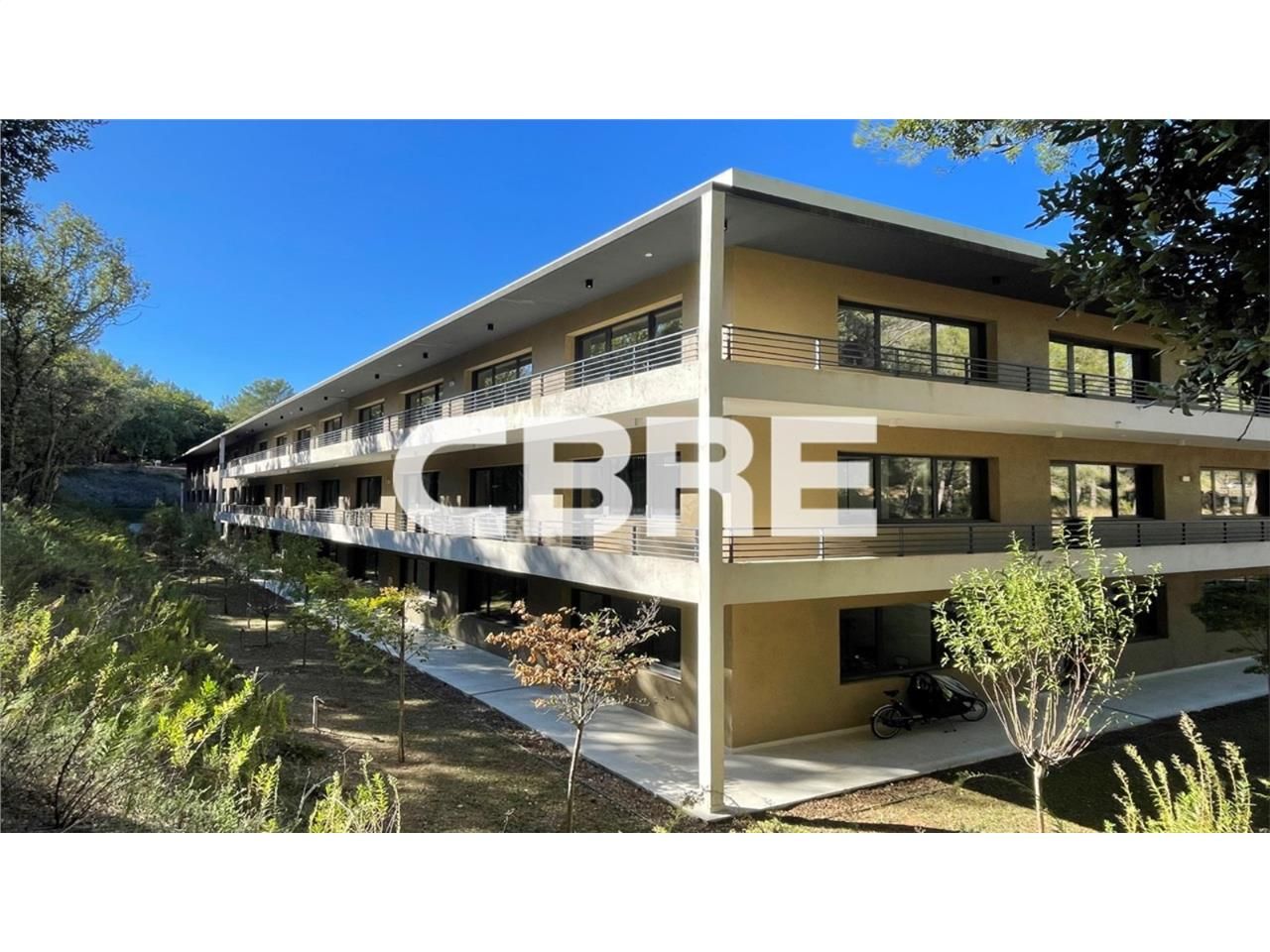 Situés dans le quartier Saint Philippe à Sophia A