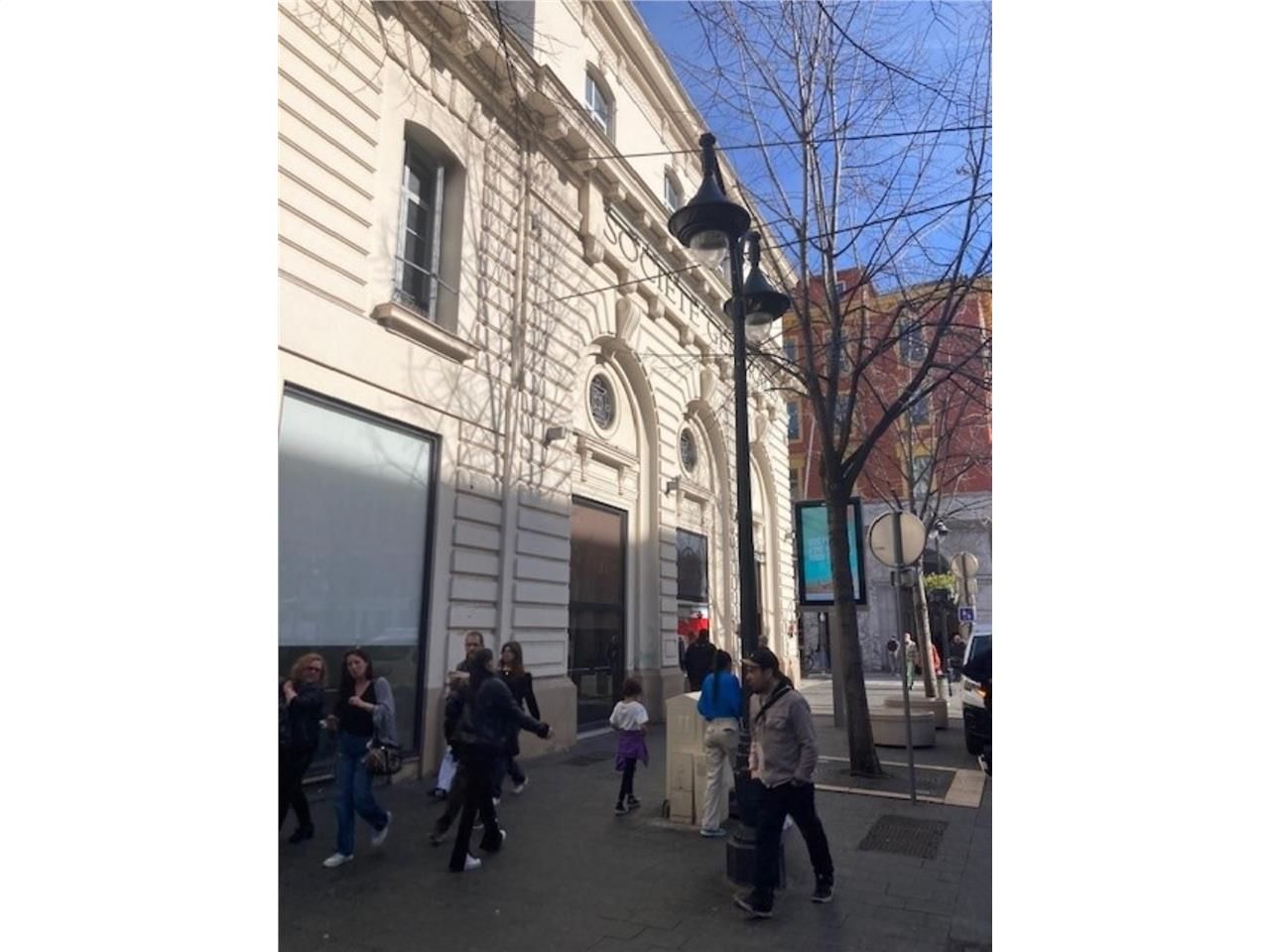 NICE - JEAN MEDECIN (06000) - CBRE vous propose u