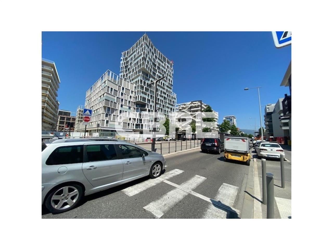 NICE MERIDIA - (06200) - CBRE vous propose à la v