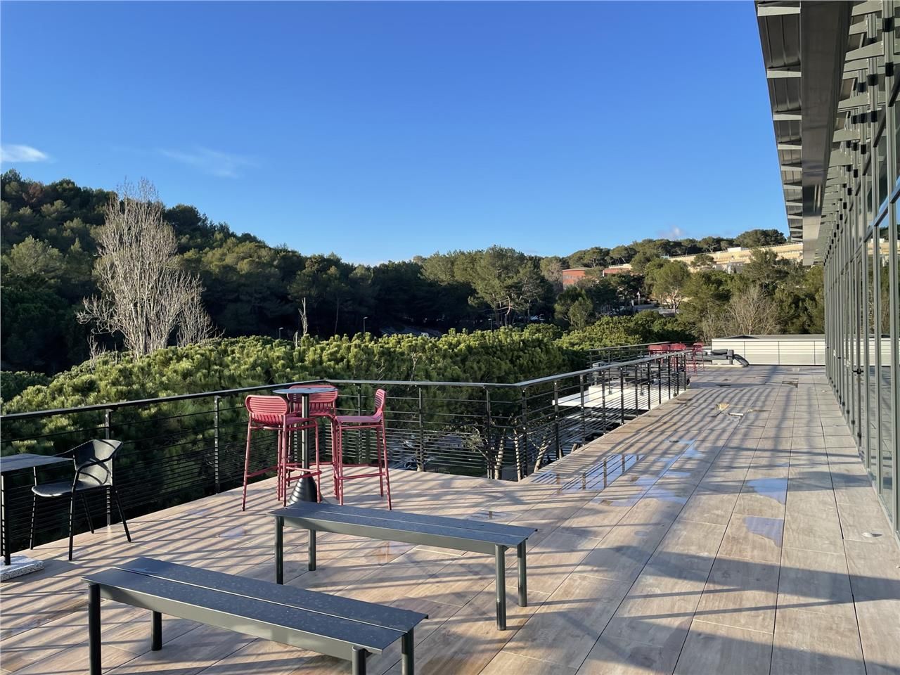 CBRE vous propose à la location des locaux neufs 