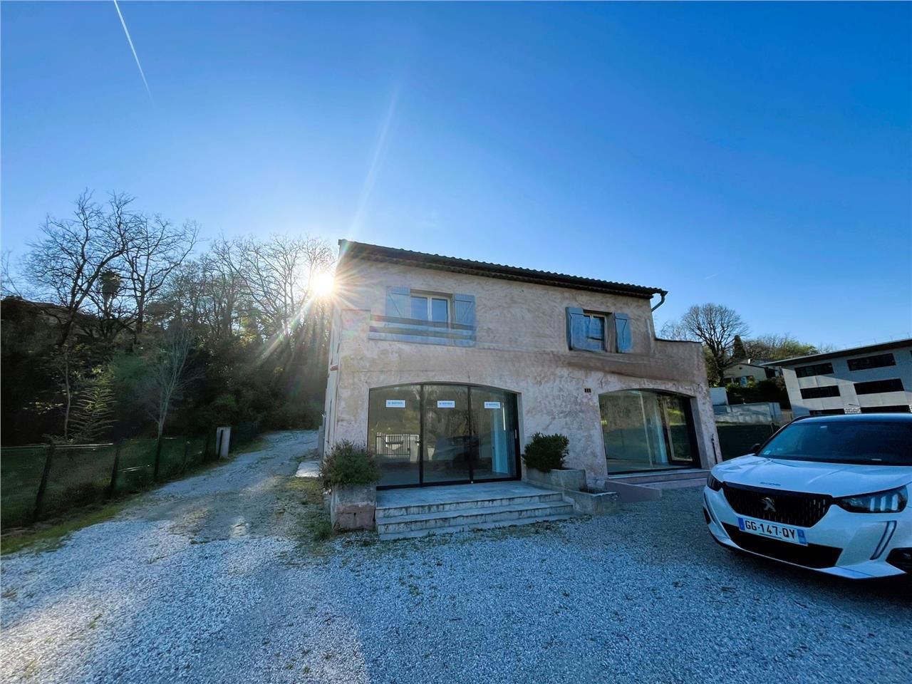 LA COLLE SUR LOUP 06480 - CBRE vous propose à la 