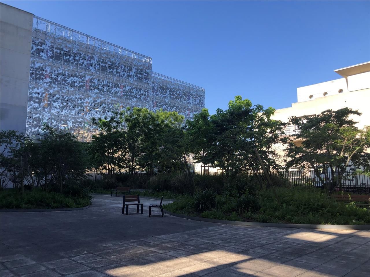 Rennes Nord, au sein d'une zone mixte en fort dév