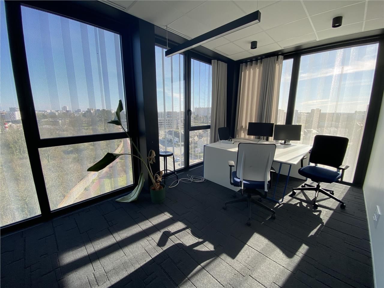 Idéalement situé au coeur du quartier LA COURROUZ