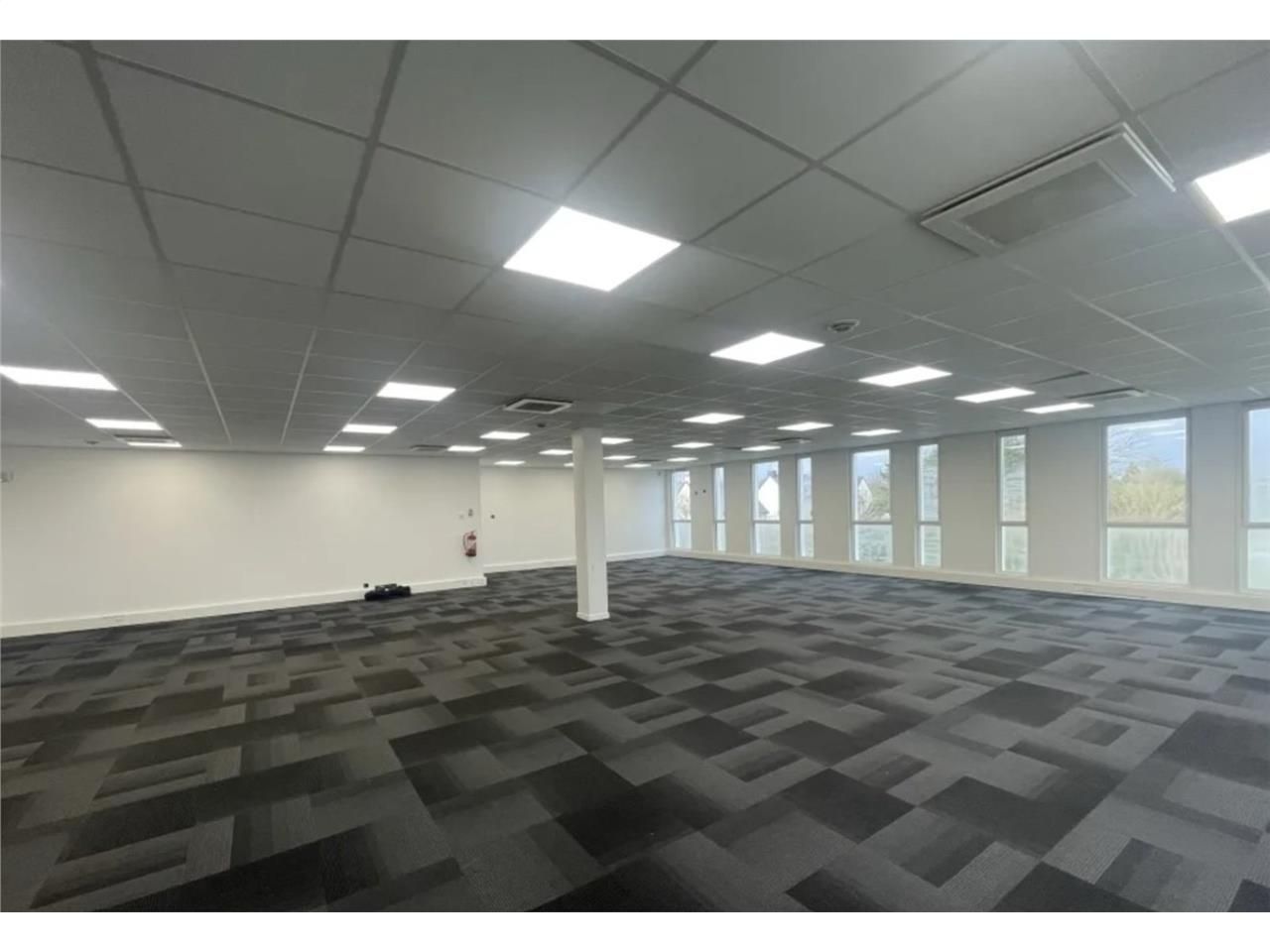 Au sein d'un parc d'affaires LA CONTERIE bénéfici