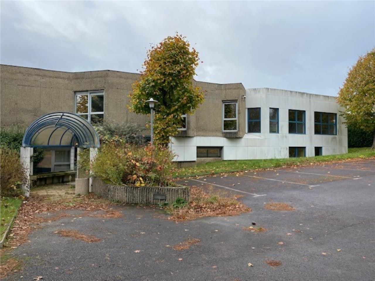 Situé ECOPOLE SUD-EST au coeur d'une zone d'activ