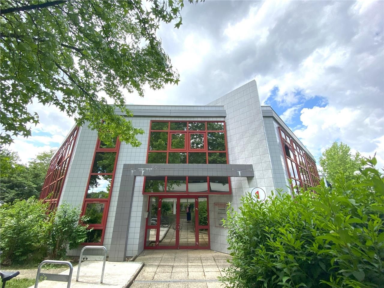 Très bien situé au Nord de Rennes, au sein d'un p