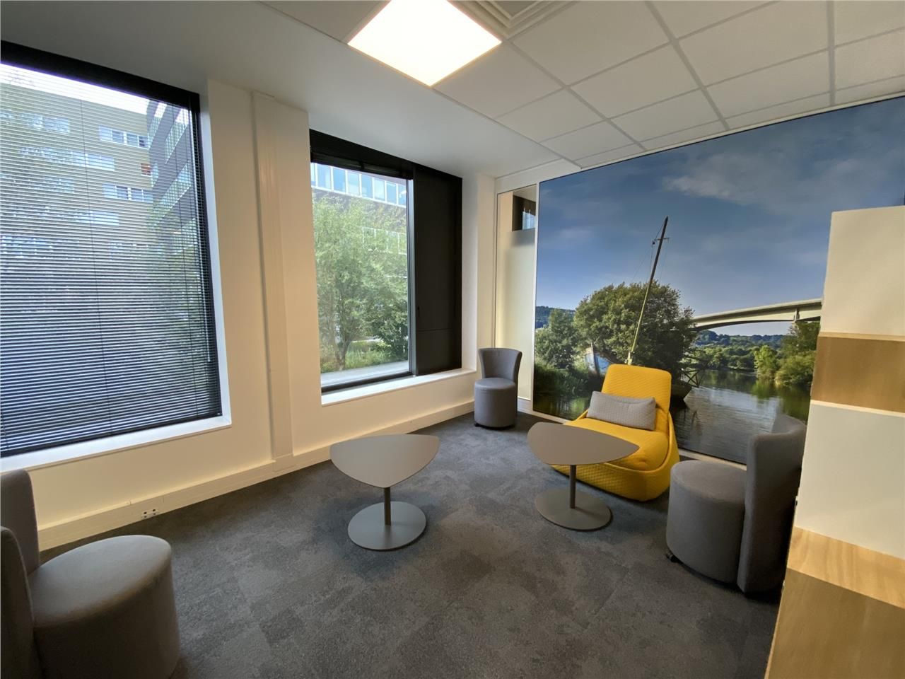 La Courrouze,  zone tertiaire attractive, au pied