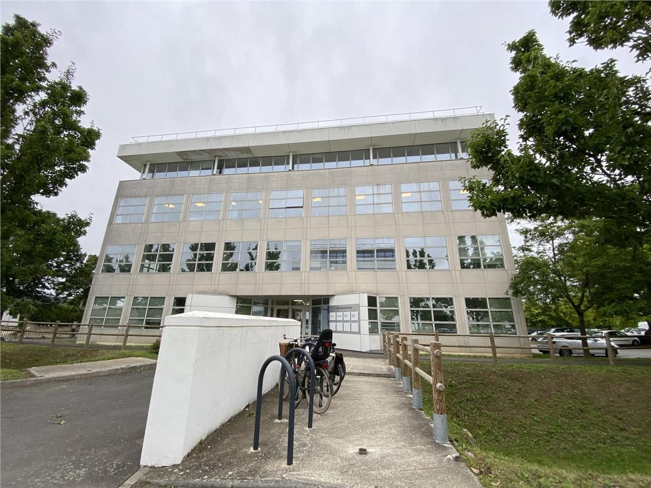 Situé au Nord de Rennes, à proximité de la ZI NOR