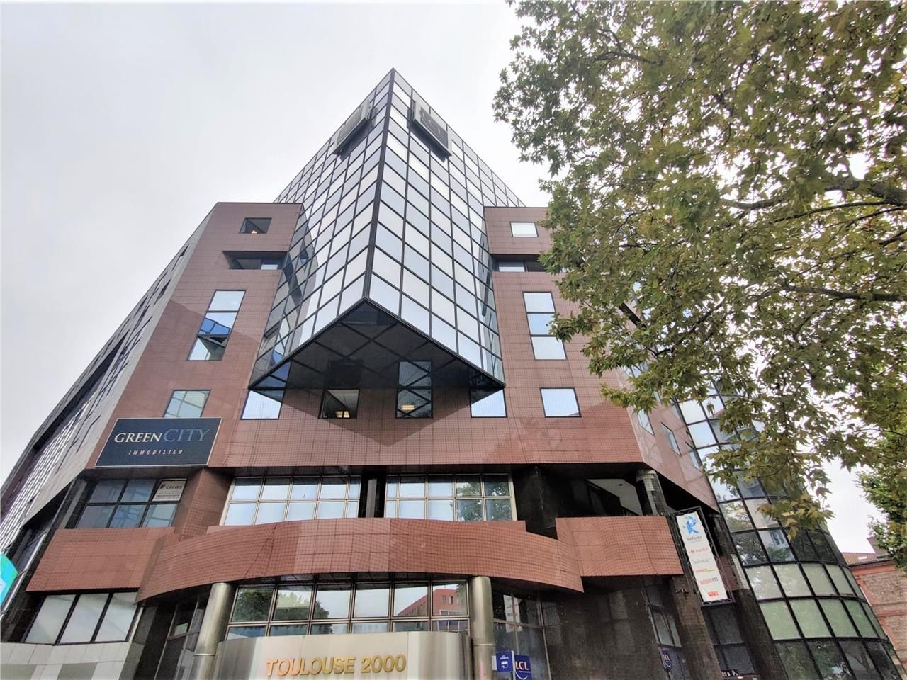 Bureaux à louer à TOULOUSE  dans un immeuble béné