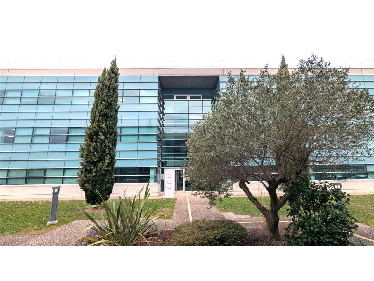 Bureaux à louer à TOULOUSE, dans un ensemble de q