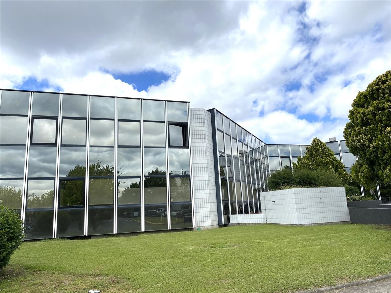 Bureaux à louer à TOULOUSE, dans un immeuble situ