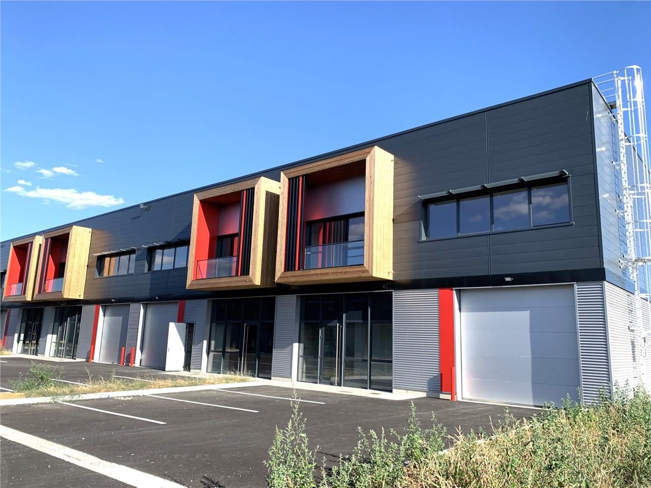 Locaux d'activité neufs à louer à FENOUILLET,  en