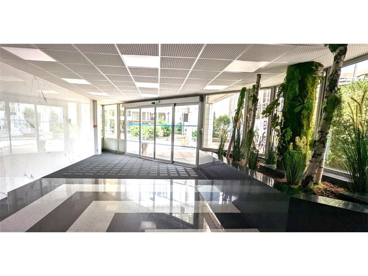 Bureaux à louer à TOULOUSE dans un ensemble terti