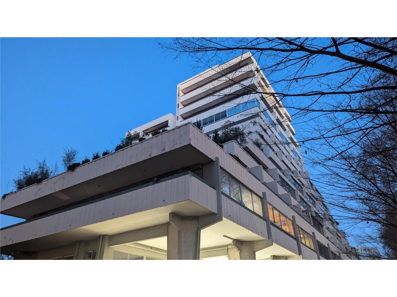 Bureaux à vendre situés à TOULOUSE , en bordure d