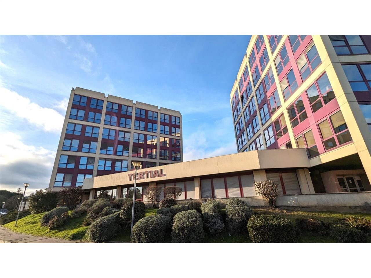 Bureaux à vendre ou à louer à TOULOUSE, Route de 