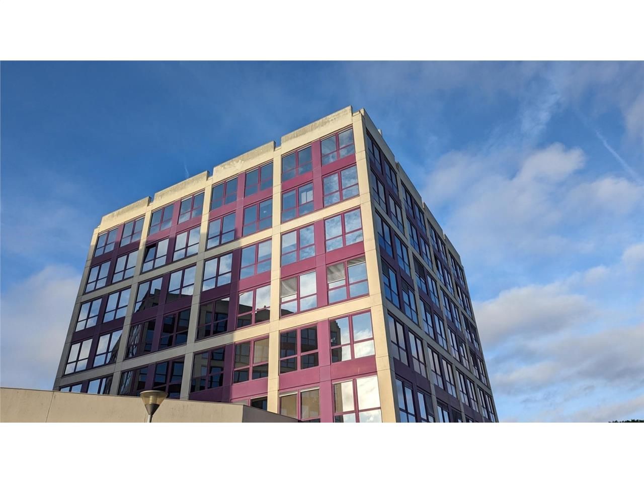 Bureaux à vendre ou à louer à TOULOUSE, Route de 