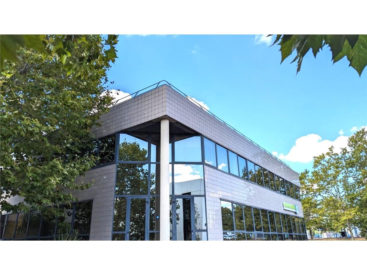 Bureaux entièrement rénovés à vendre à LABEGE ENO