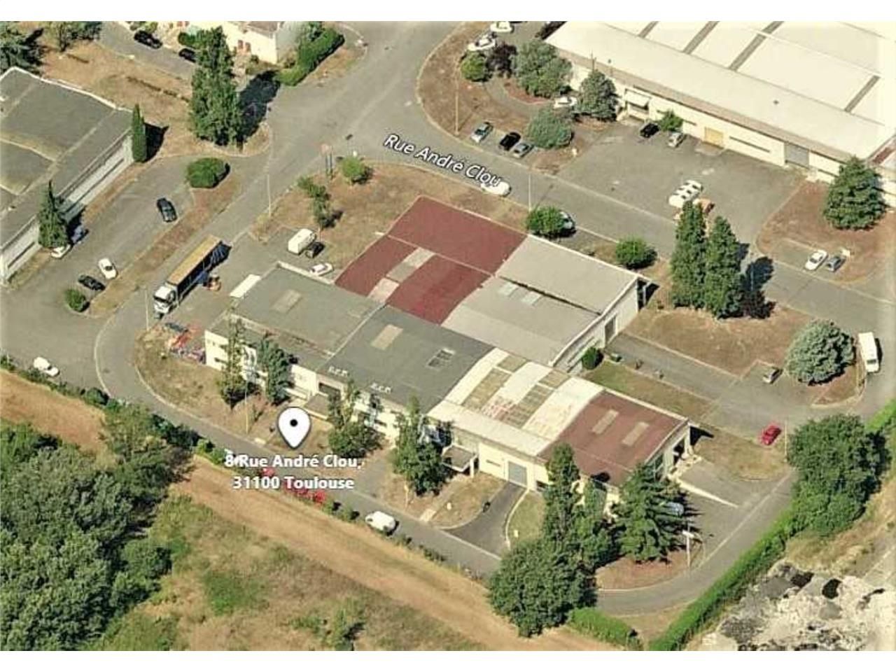 A louer, local mixte (activité avec bureaux) à l'