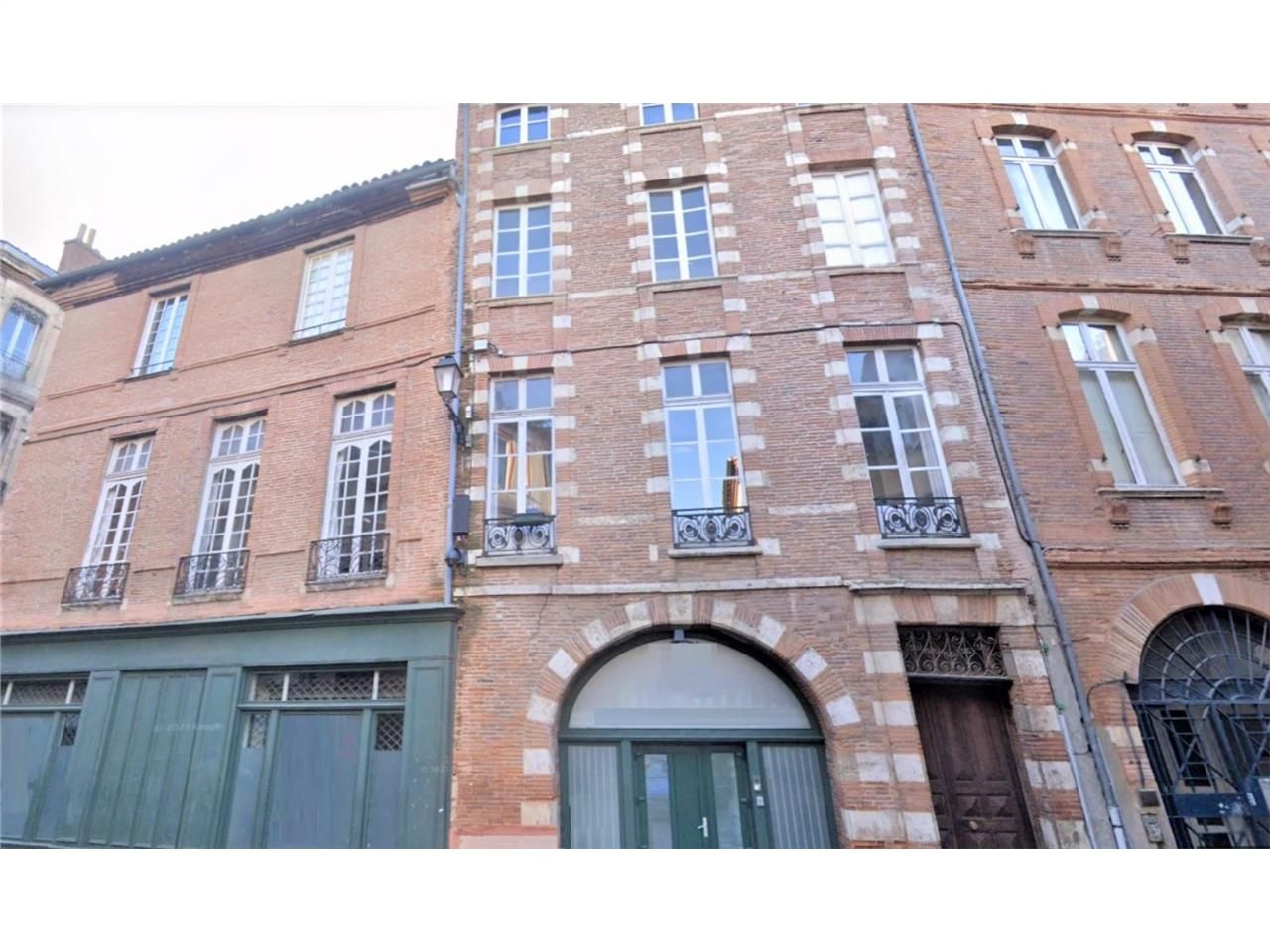 Bureaux à vendre en hyper centre ville, dans une