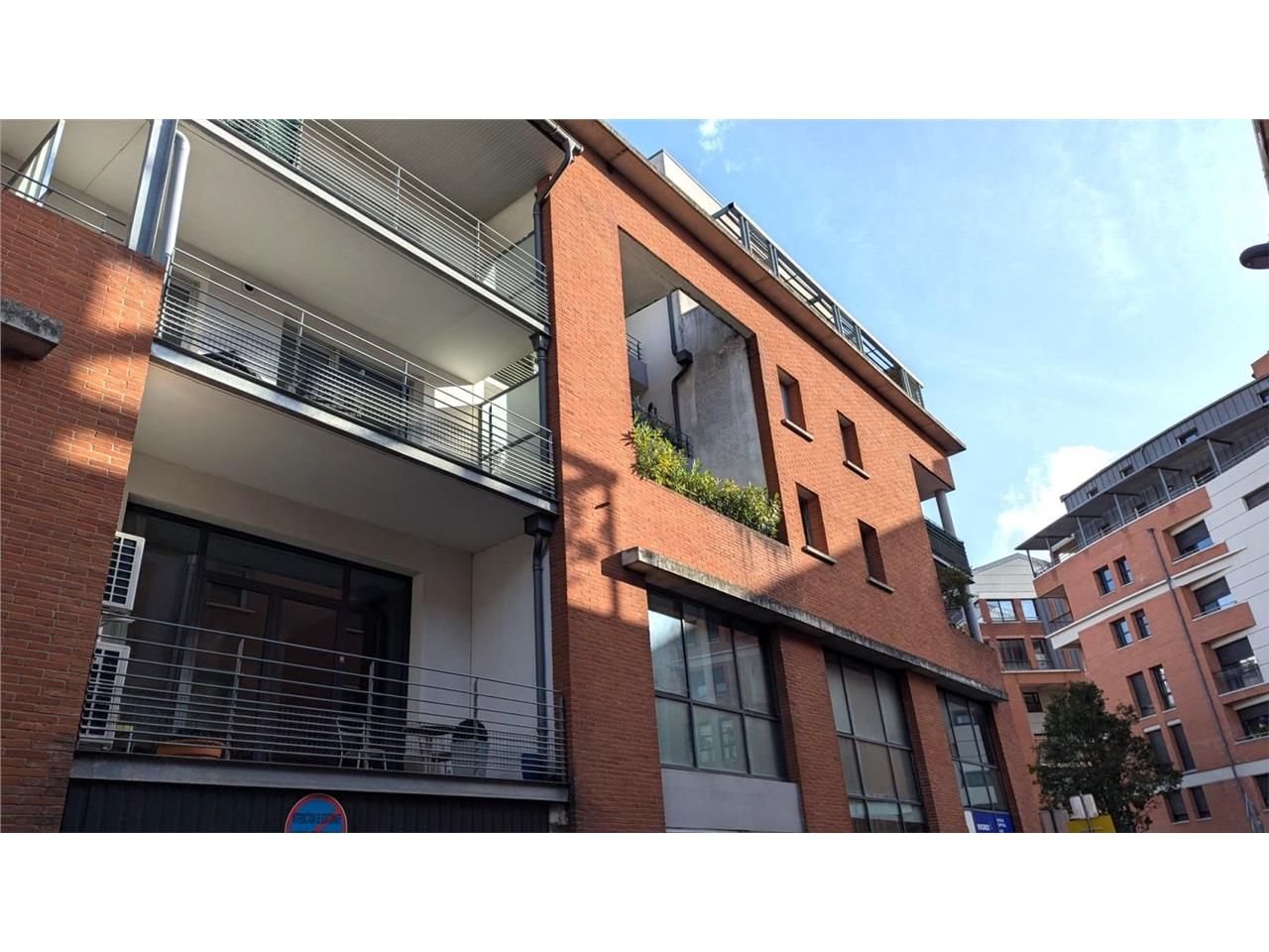 Bureaux à louer au coeur du quartier de Marengo à