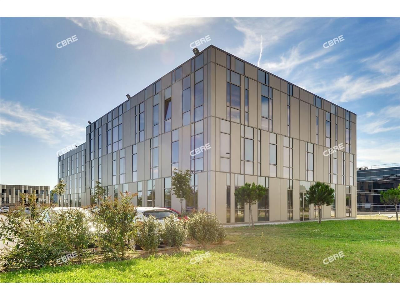 Bureaux à louer PLUG & PLAY dans la Zone des Rama