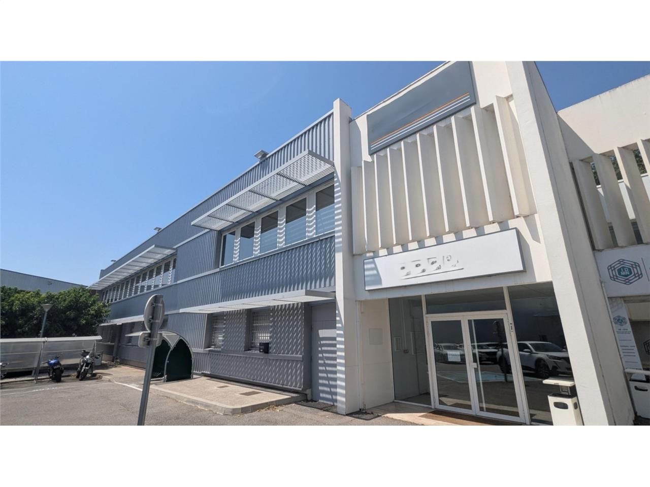 Bureaux à louer à BALMA, à proximité immédiate du