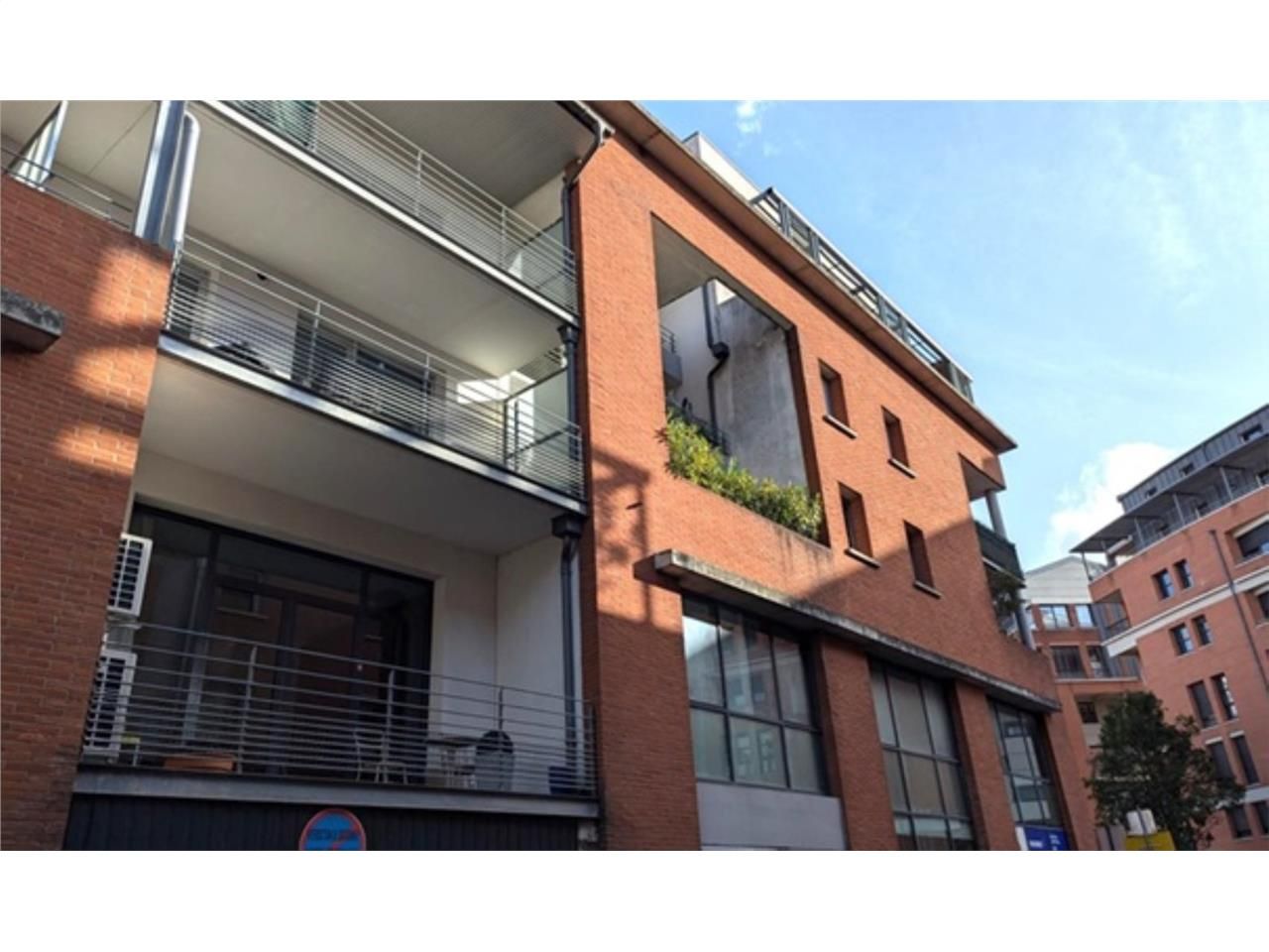 Bureaux à vendre au coeur du quartier de Marengo 