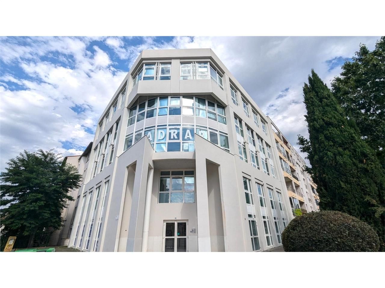 Bureaux à louer sur le Boulevard Déodat de Sévera