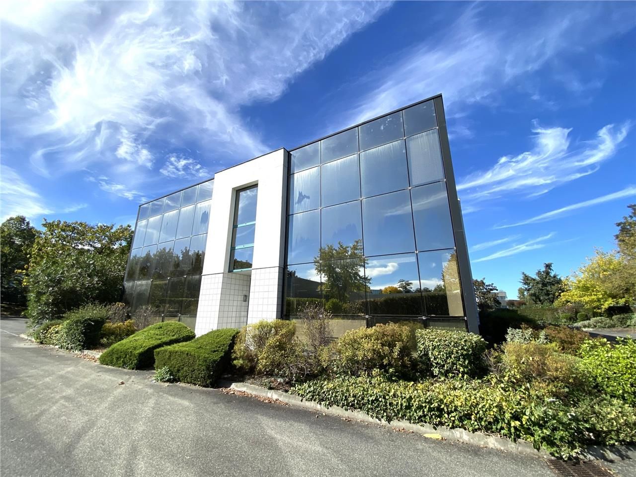 Bureaux à vendre  situés au coeur du parc tertiai