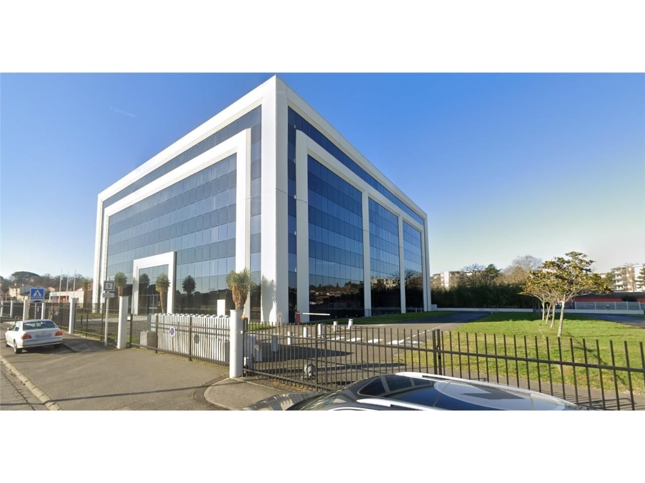 Bureaux à louer au coeur du parc Aéronautique de 