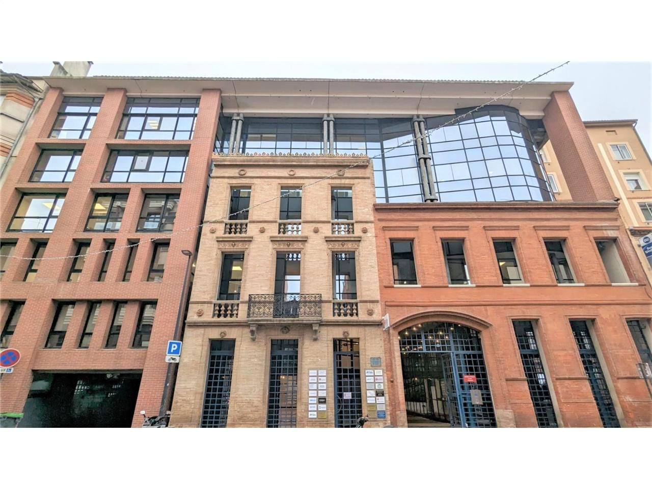 Bureaux à louer en hyper centre ville, dans un im