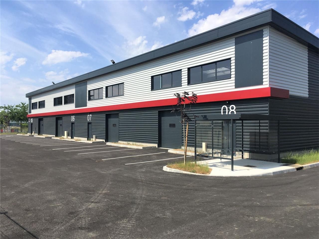 Locaux d'activité avec bureaux à louer à TOULOUSE