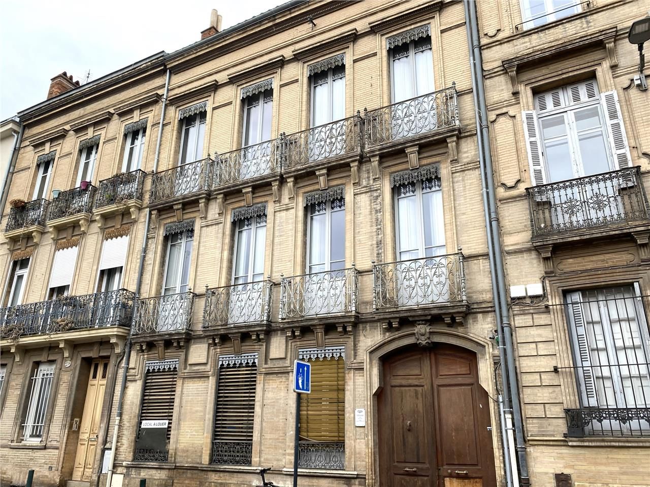 Bureaux à louer à TOULOUSE CENTRE VILLE , proche 