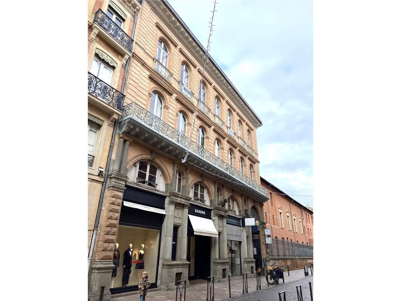 Bureaux à louer à TOULOUSE en hyper centre ville.