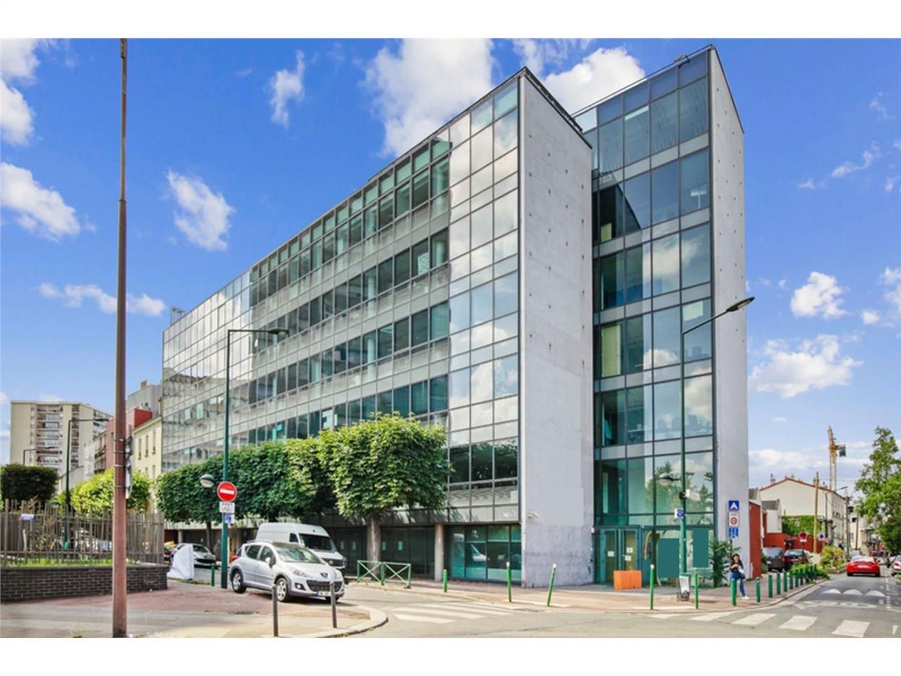 CBRE vous propose à l'acquisition un immeuble de 