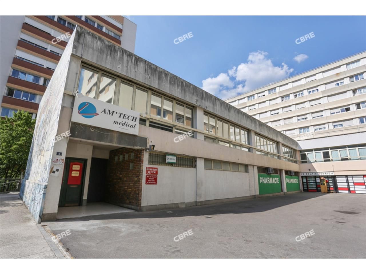 CBRE numéro 1 mondial en immobilier d'entreprise 